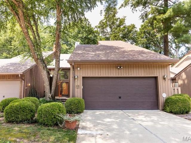 Condo for sale in Belleville, Saint Clair County