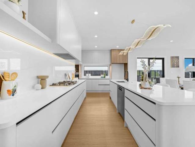 House for sale in Karaka, Franklin