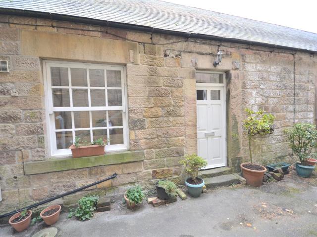 House for rent in Froggatt, East Midlands