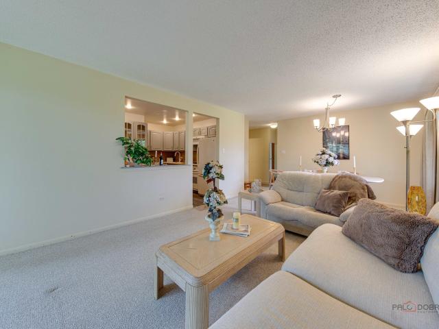 Condo for sale in Vernon Hills, Illinois