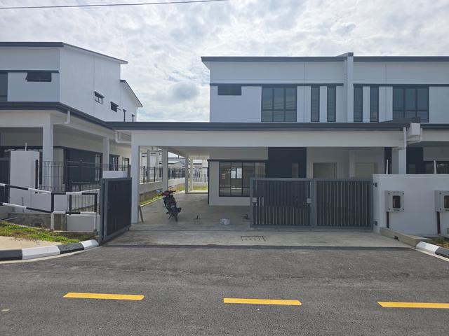 Terraced House for sale in Kuching