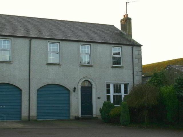 Townhouse for rent in Saintfield, Northern Ireland