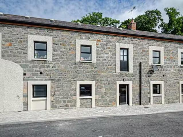 House to rent in Gorteeny, Connacht