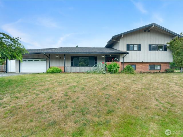 House for sale in Cosmopolis, Washington