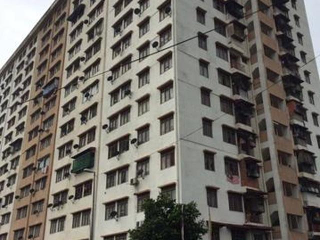 Flat for sale in Petaling, Damansara Damai