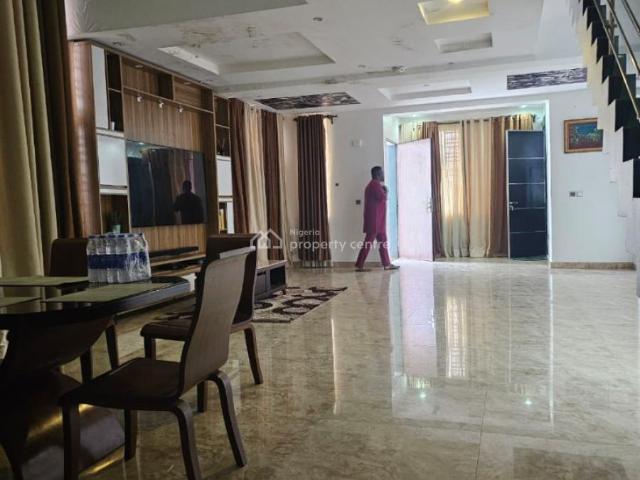 Detached duplex for rent in Eti Osa, Lagos