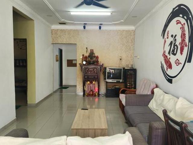 Residential House for sale in Malaka