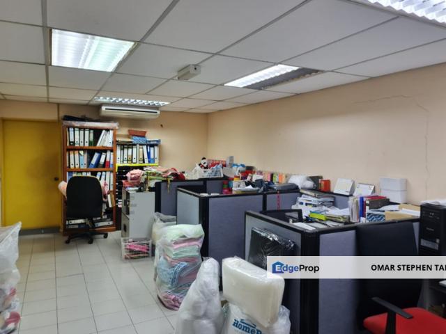Shop for sale in Kajang, Langat