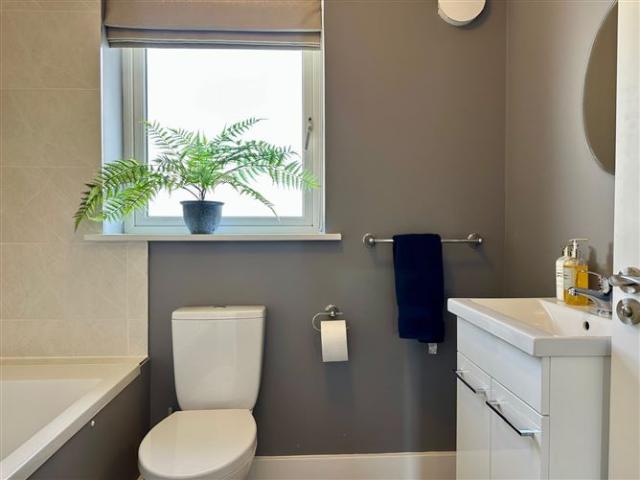 Detached House for sale in Loch Garman, North Tipperary