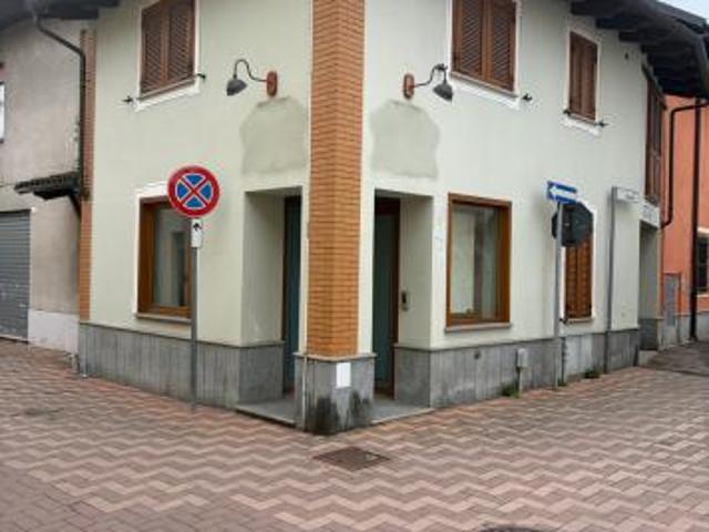 Locale Commerciale in affitto a Piemonte, Torino