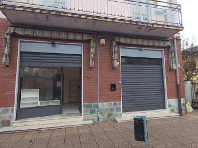 Locale Commerciale in affitto a Bellinzago Lombardo, Lombardia