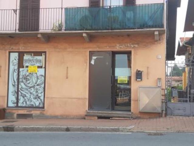 Locale Commerciale in affitto a Piemonte, Biella