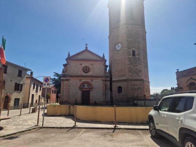 Locale Commerciale in vendita a Cenerente, Umbria