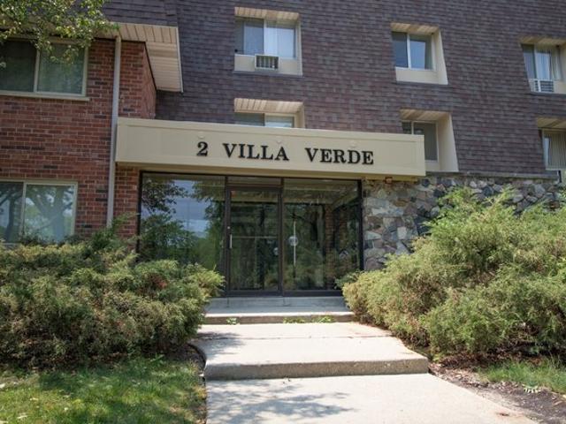 Condo for sale in Buffalo Grove, Lake County