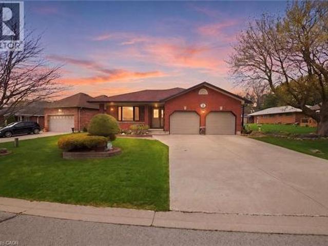 House for sale in Delhi, Ontario