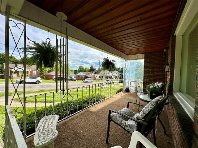 House for sale in New Castle, Pennsylvania