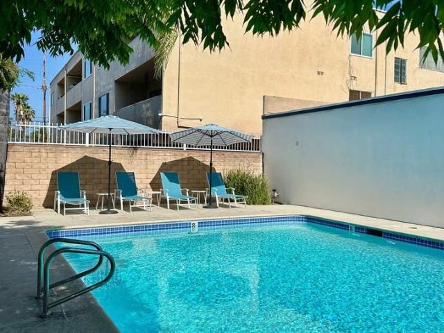 Apartment for rent in North Hollywood Neighborhood Council District, Canoga Park