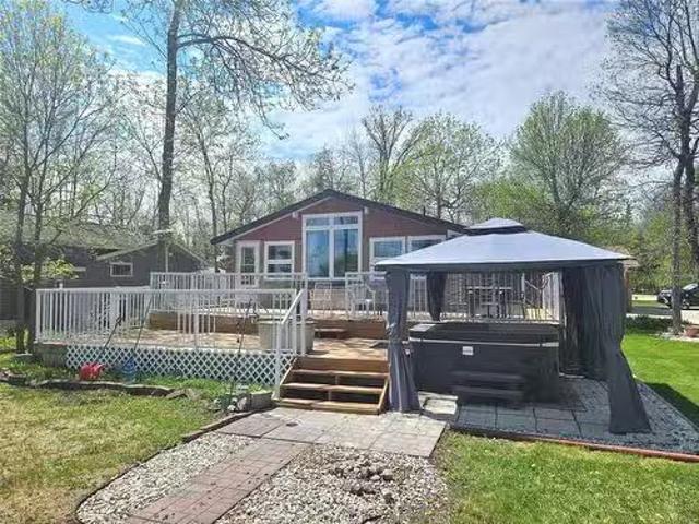 House for sale in Komarno, Manitoba