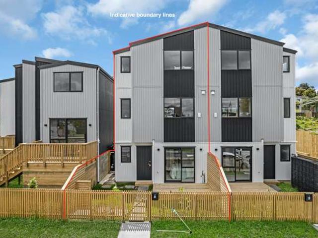 Townhouse for sale in Paremoremo
