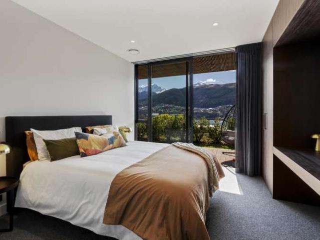 House for sale in Otakou