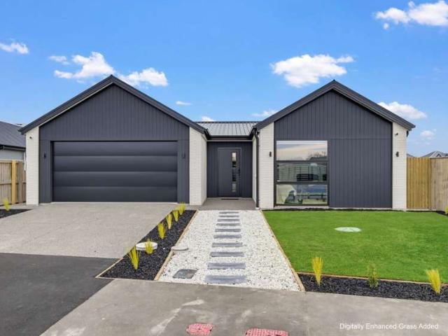 House for sale in Chaslands, Canterbury