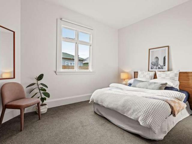 House for sale in Chaslands, Canterbury