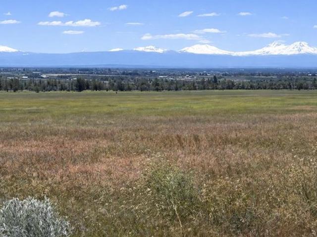 Land for sale in Powell Butte, Crook County