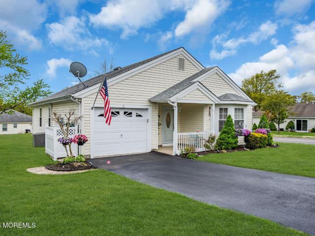 House for sale in Barnegat, New Jersey
