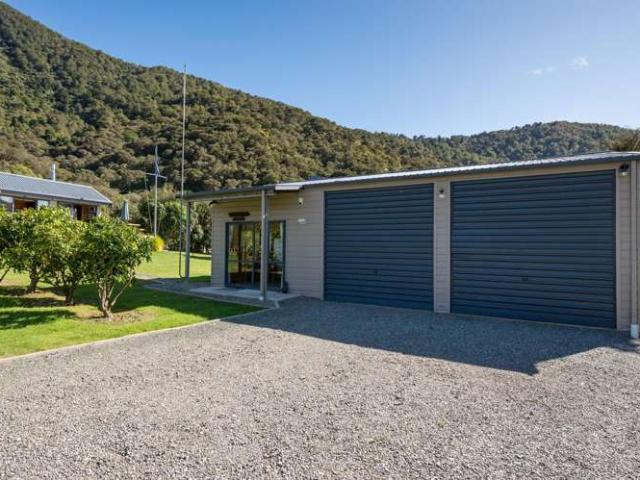 House for sale in Marlborough
