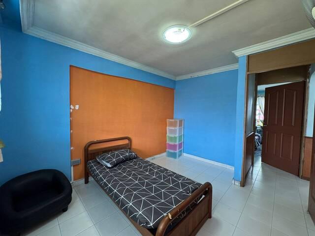 Room for rent