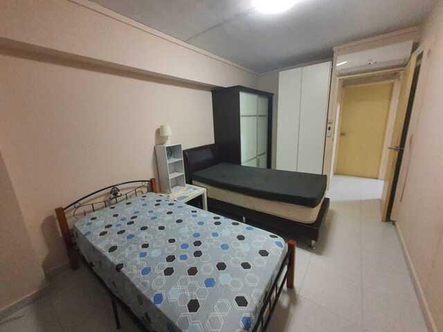 Room for rent in Senoko, Singapore