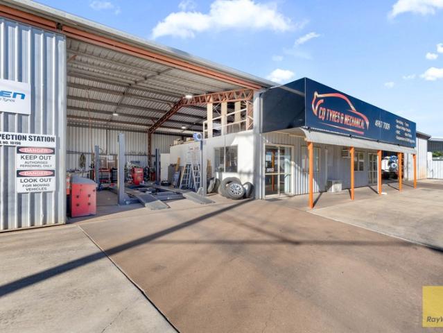 Warehouse for sale in Emerald, Queensland