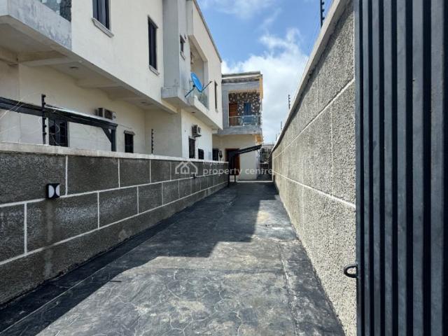 Duplex for rent in Eti Osa, Lagos