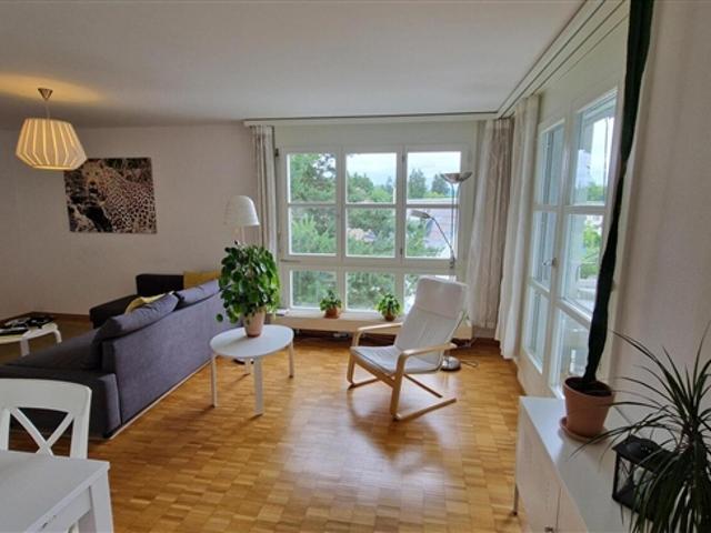 Wohnung mieten in Einigen, Zürich