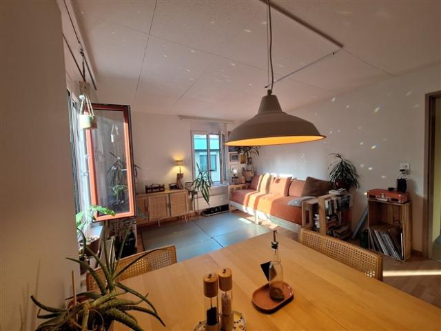 Wohnung mieten in Einigen, Zürich