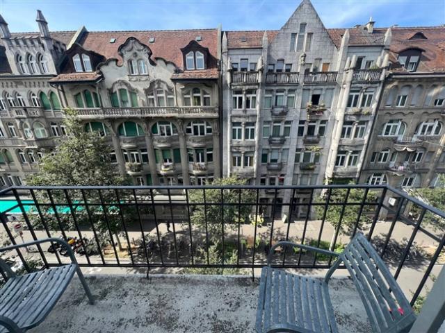 Wohnung mieten in Einigen, Zürich