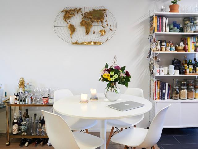 Wohnung mieten in Einigen, Zürich