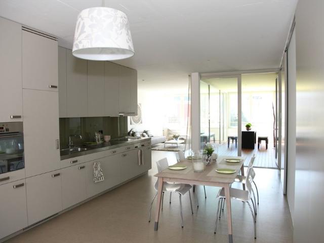 Apartment mieten in Einigen, Zürich