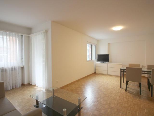 Apartment mieten in Einigen, Zürich