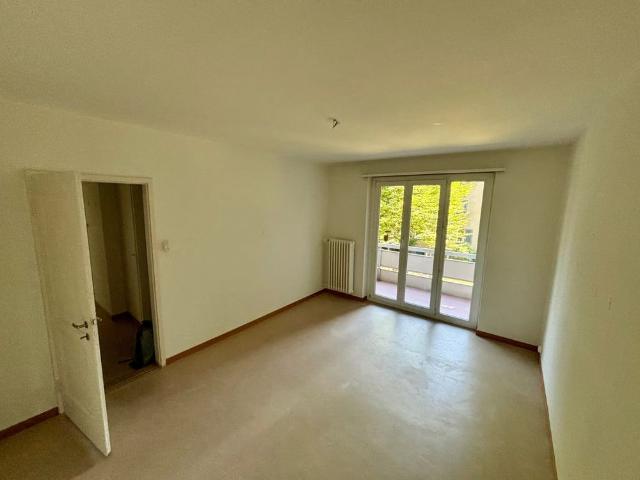 Apartment mieten in Einigen, Zürich