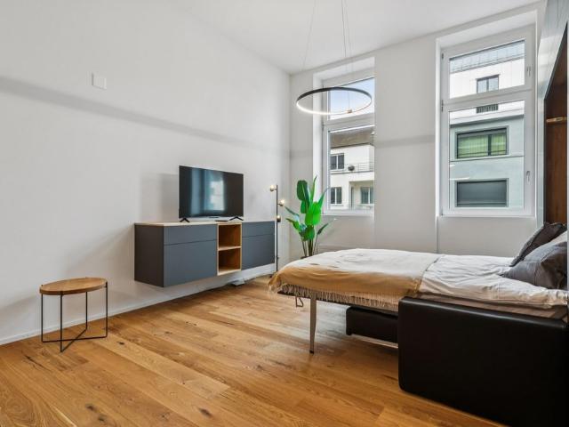 Haus mieten in Einigen, Zürich