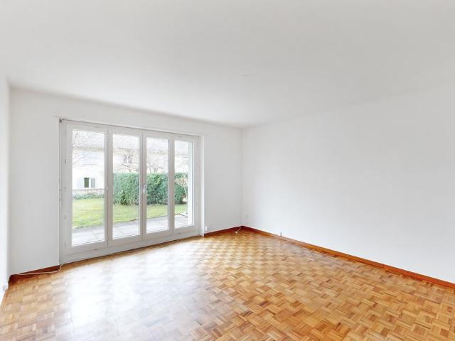 Apartment mieten in Einigen, Zürich
