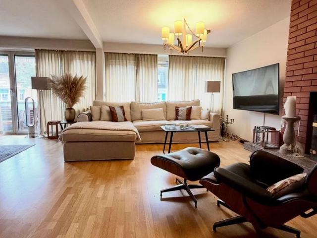 Apartment mieten in Einigen, Zürich