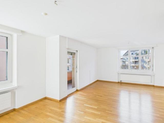 Apartment mieten in Einigen, Zürich