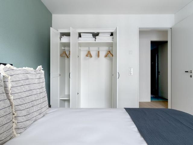 Apartment mieten in Einigen, Zürich