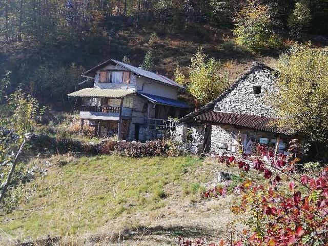 Zweifamilienhaus kaufen in Centovalli, Tessin