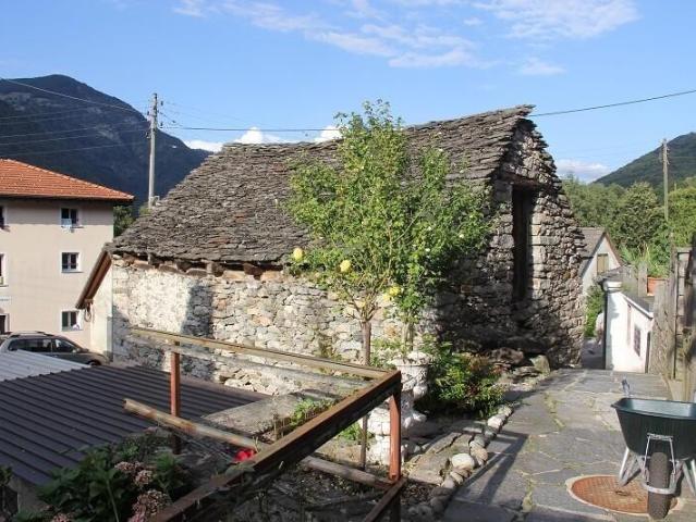 Haus kaufen in Centovalli, Tessin