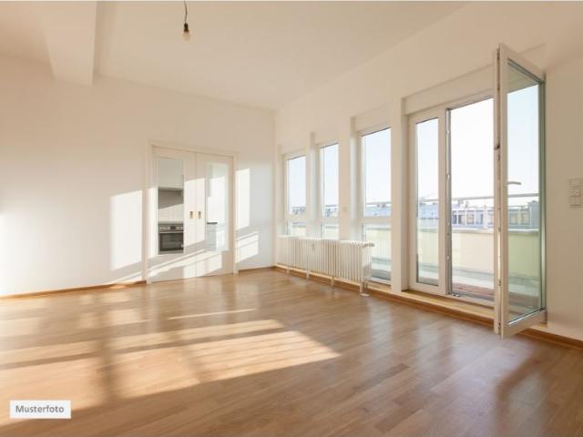 Wohnung kaufen in Hochemmerich, Duisburg