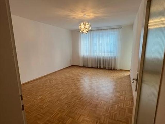 Wohnung kaufen in Haunstetten-Siebenbrunn, Augsburg