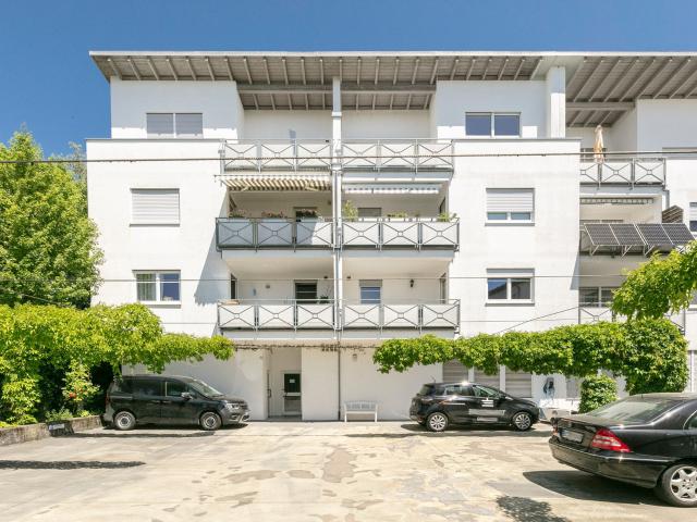 Dachgeschosswohnung kaufen in Laupheim, Baden-Württemberg